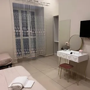 Oceania Naples